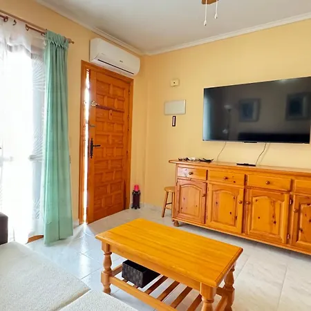 Rosaleda En Apartment Torrevieja